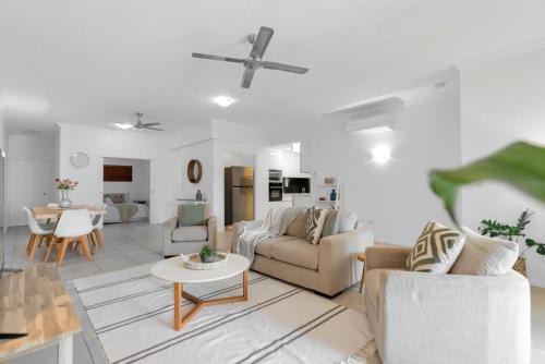 Cairns Central Business District Apartment | 'Eclipse' A Poolside Family Escape in the CBD