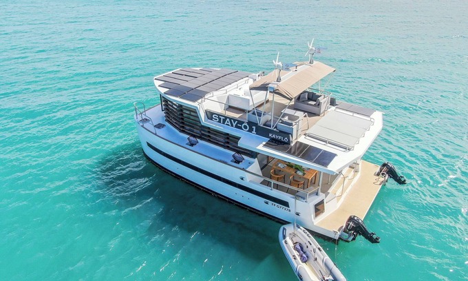 Tartane Boat Rental | Eco-friendly, designer houseboat lodge in Pointe du Bout (Trois Ilets).