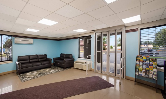 Allentown Hotel | Econo Lodge Allentown North