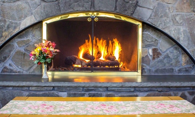 Colonie Hotel | Econo Lodge Inn & Suites Colonie Center Mall