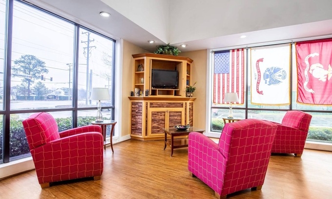 Fleet Hotel | Econo Lodge Naval Station Norfolk