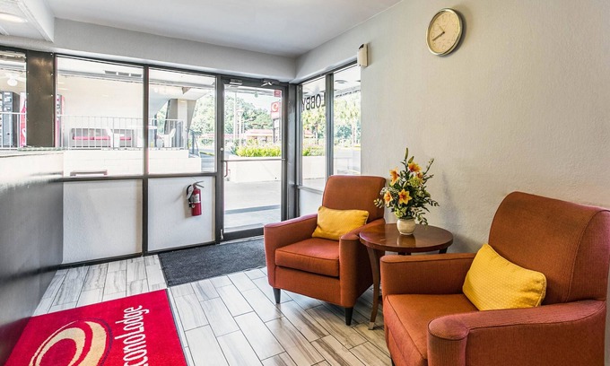 Tallahassee Hotel | Econo Lodge North
