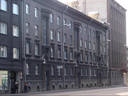Kesklinn Apartment | Economy Baltics Apartments - Narva 16