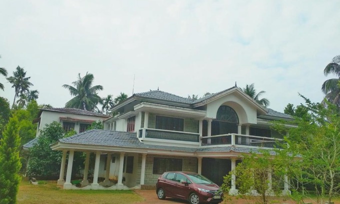 Irinjalakuda Apartment | Eden Garden Bunglow