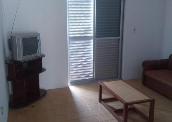 Laguna Apartment | Edificio Carlos José