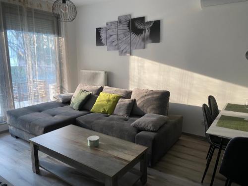 Belatelep Apartment | Edison Villa 204