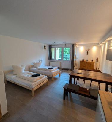 Sonnenberg House | Eigenes ruhiges Appartement mit Küche und Terasse Chemnitz