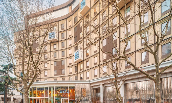 Vanves Hotel | EKLO Paris Porte de Versailles