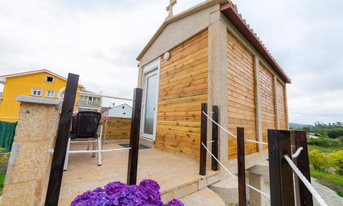 Mazaricos House | El horreo by Camino de Finisterre