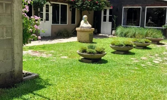 Calilegua Bed & Breakfast | El Jardin Colonial
