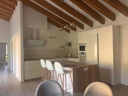 Cuevas de Canart House | El Mirador de la Fuente