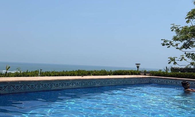Ciudad Cortes Bed & Breakfast | El Paraíso Azul