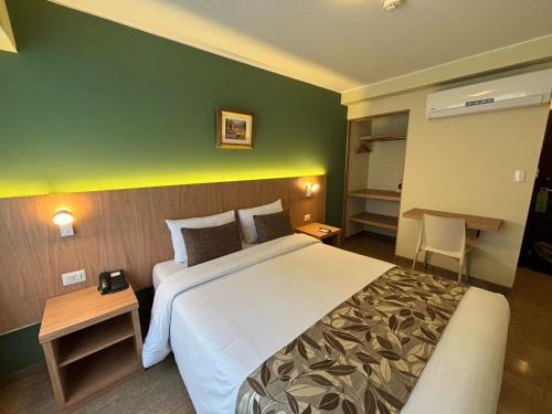 Leuro Hotel | El Tambo 1