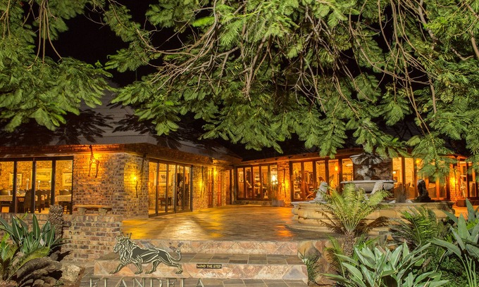 Thorny Bush Game Reserve Cabin | Elandela Private Game Reserve & Luxury Lodge