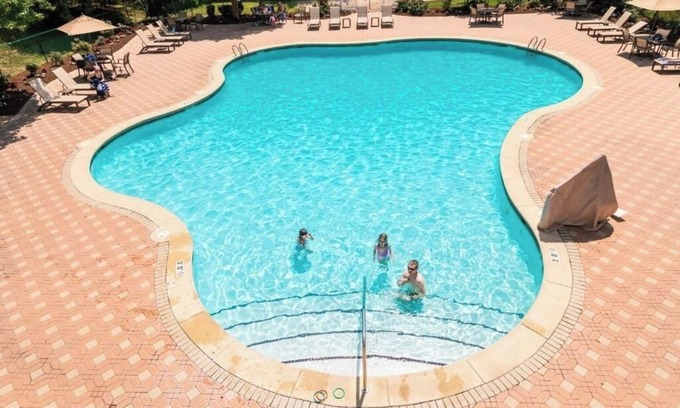 Lackey Apartment | Elegant 1BR Stay Featuring Outdoor Dining Area + Peaceful Surroundings | 2 Units