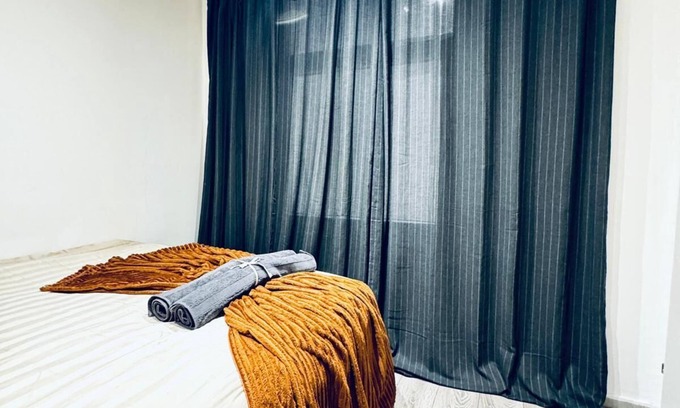 Brigittenau Apartment | Elegant 5BR Home Ideal for Families
