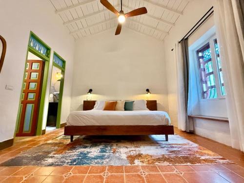 Jerico House | Elegant Colonial Walkable Casa