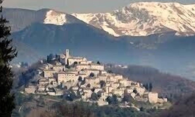 Labro House | Elegant designer home in the historic center of one of Italy's most beautiful villages