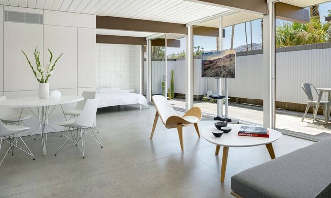 Twin Palms Condo | Elegant & Minimalistic Bungalow at Ocotillo Lodge