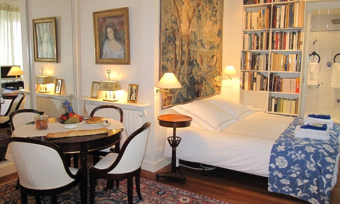 Palais-Royal Apartment | Elegant studio in Palais- Royal Monument, next to Le Louvre