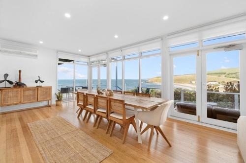 Myponga Beach House | Elevated Coastal Retreat