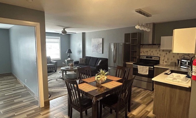 Leamington Apartment | Elias Plaza (Apt 2)nStylish Apartment in the Heart of Downtown