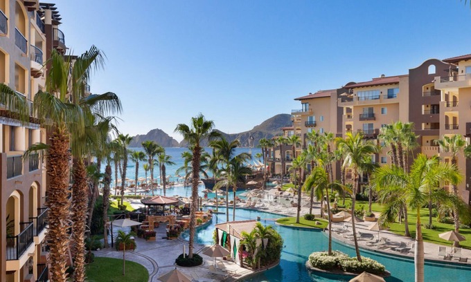 Los Cabos Hotel | ✩ Elite 6th-Floor Studio ✩ Balcony & Kitchenette ✩