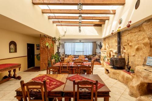 Isfiya Resort | Elmanzool Carmel Lodging