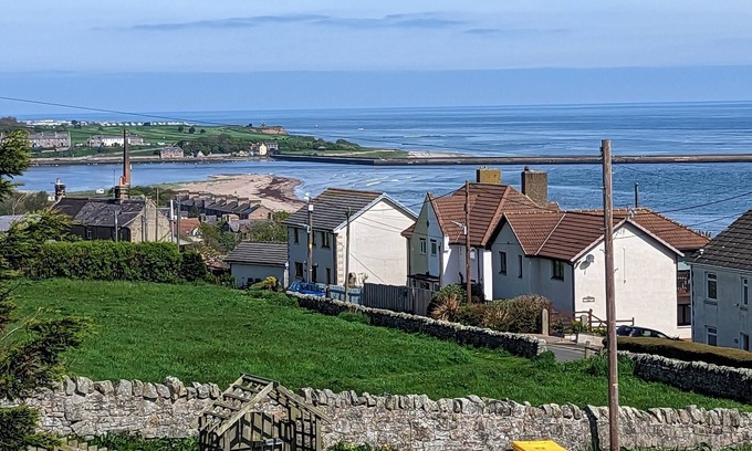 Spittal Apartment | Elmbank House Apartment With Island Views