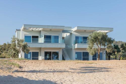 Thasos Hotel | EluDes Seaside Suites