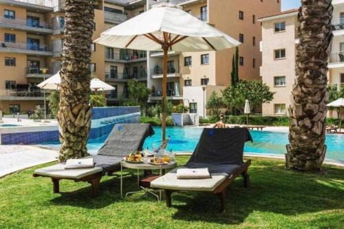 Universal Apartment | Elysia park rose apartment