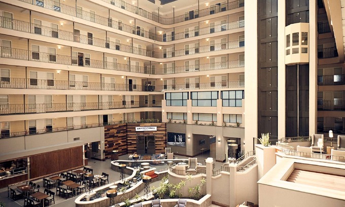 Downey Hotel | Embassy Suites by Hilton Los Angeles Downey