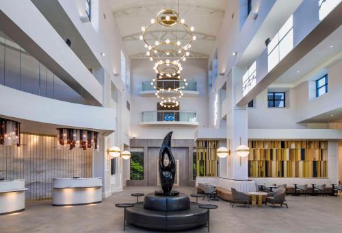 Umstead Hotel | Embassy Suites by Hilton Raleigh Durham Airport Brier Creek