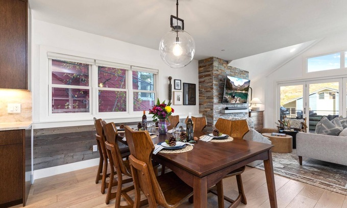 Aerie Cottage | Empire 4 Bedrooms PEA-1009 by KBM