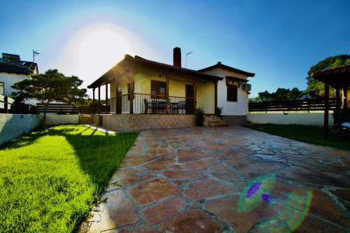 Nea Propontida House | Enalio Beach House