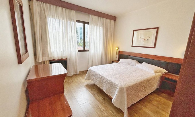 Centro House | ENB Flat Hotel em SBC p/2 pp Espaço e Conforto