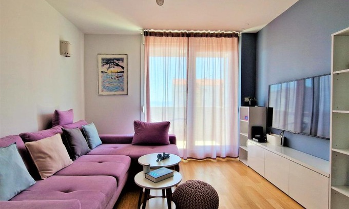 Znjan Apartment | Endless Summer Retreat