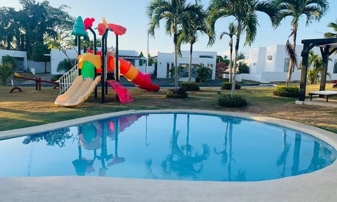 Rio Hato House | Enjoy a beautiful beach house in Panamá