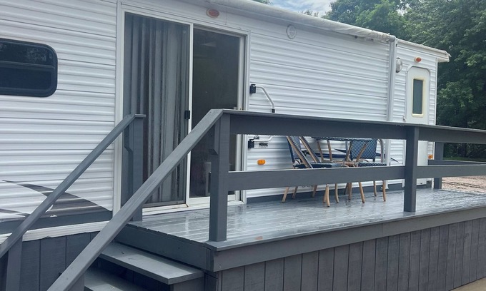 North Bay Shore House | Enjoy a little bit of country living in this park model two bedroom trailer home