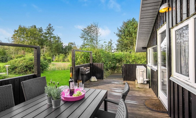 Fjerritslev House | Enjoy a relaxing holiday in this holiday home on a quiet and undisturbed property.