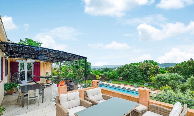 Seillons-Source-d'Argens House | Enjoy an enchanting holiday in a picturesque village in Provence.
