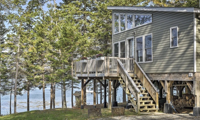 Pleasant Point Cabin | Enjoy the quiet, the calm, the sunset and the deck!