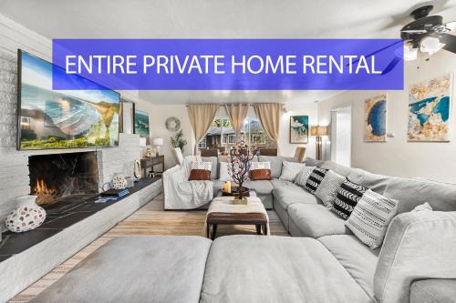 La Mesa House | Entire Private 4-BR Home, Spacious, Lux King Bed, Ranch Style, Prime Area, Available Now