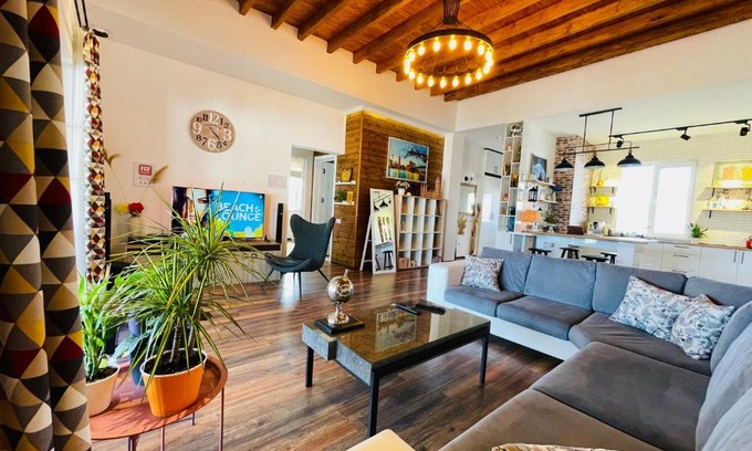 Mtskheta Villa | Entire Villa Near Tbilisi Nature Reserve with Panoramic View