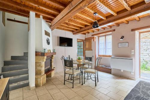 Saint-Come-du-Mont House | Entre Histoire et Marais - Proche Plage