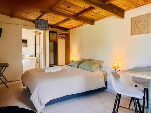 Saint-Joseph House | Entre Vert et Ciel