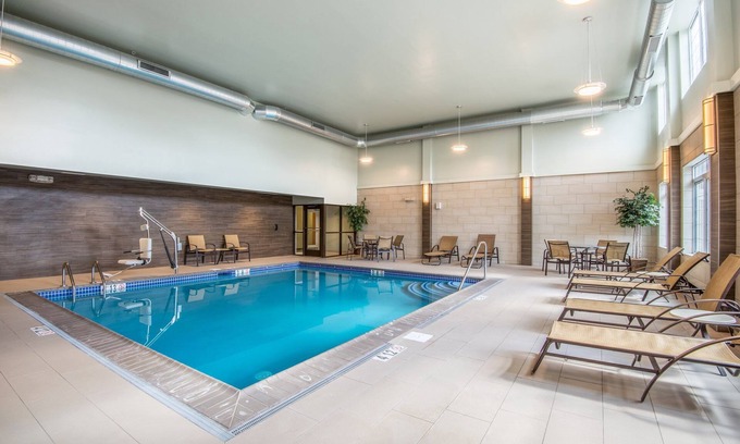 East Texas Condo | Equipped Suite | Free Breakfast + 24-hour Business Center