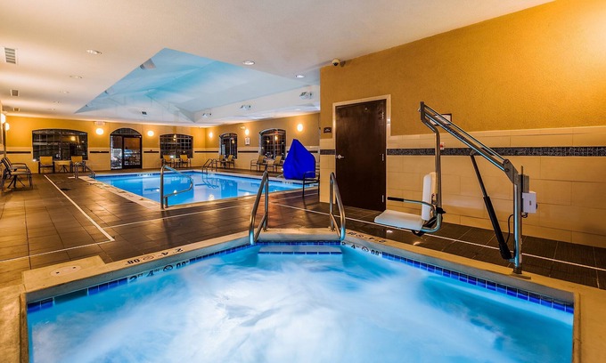 Bismarck Condo | Equipped Suite with Conference Space | Free Daily Breakfast + Indoor Pool