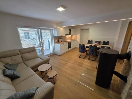 Praprotna Polica Apartment | Erika's home - apartment house