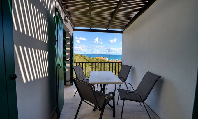 Kalyves House | erodios apartments